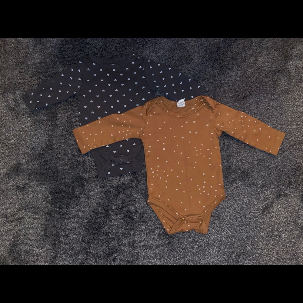 Set of baby clothes